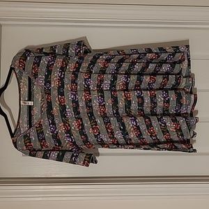 LuLaRoe Perfect T Sz L
